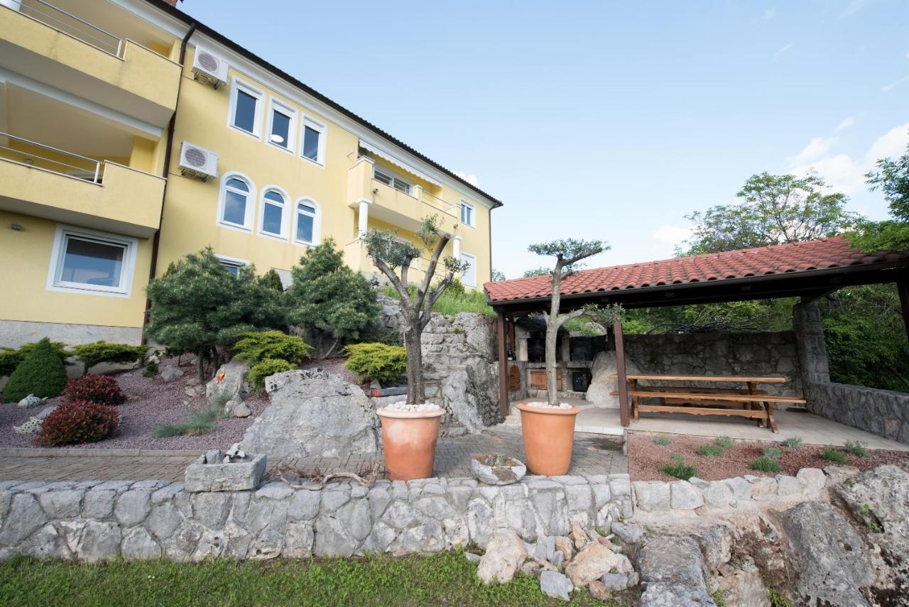 Apartmani Bilic Кастав Экстерьер фото