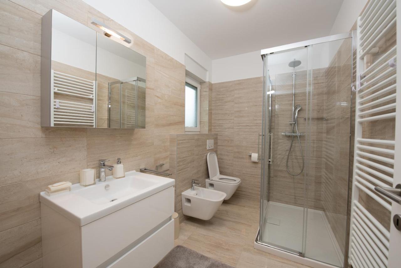 Apartmani Bilic Кастав Экстерьер фото